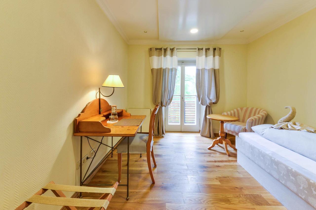 Seinz Wisdom Resort - Bio-Hotel Vegan-Vegetarisch Bad Kohlgrub Eksteriør bilde