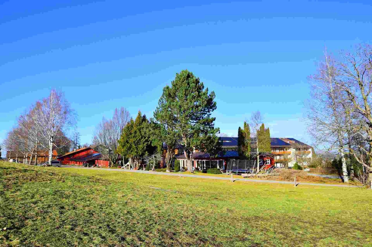 Seinz Wisdom Resort - Bio-Hotel Vegan-Vegetarisch Bad Kohlgrub Eksteriør bilde